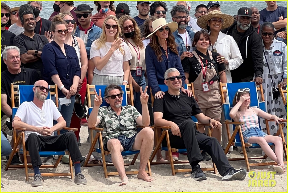 Rumaan Alam‘s novel of the same 094771170